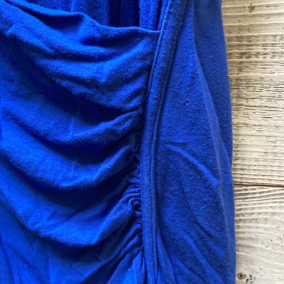 Kenneth Cole New York | Faux-Wrap V-Neck Sleeveless Top - L, Royal Blue - Picture 4 of 7